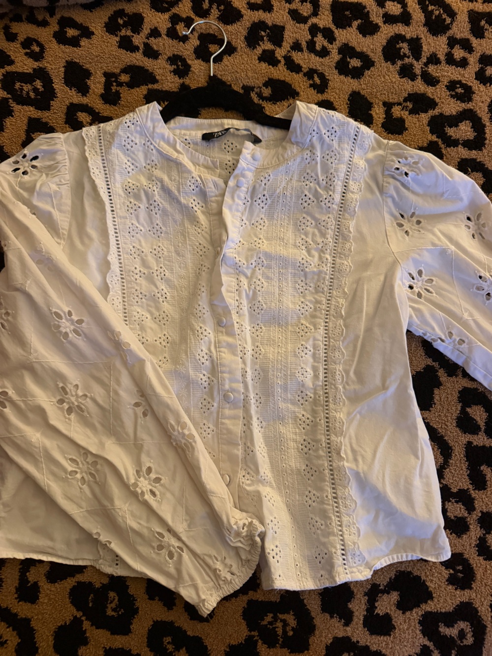 Zara White Eyelet Button-Front Blouse